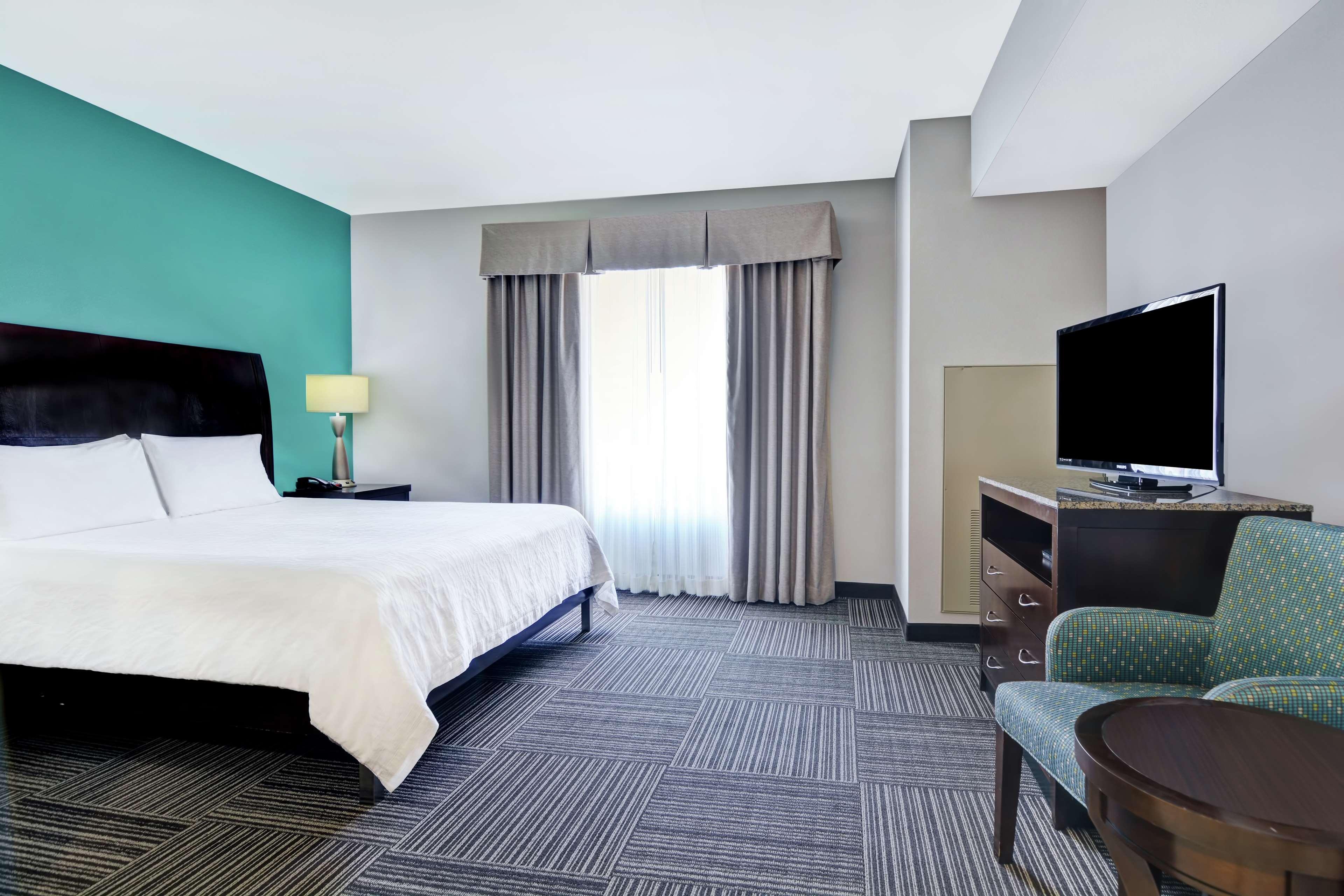 Hilton Garden Inn And Fayetteville Convention Center Ngoại thất bức ảnh