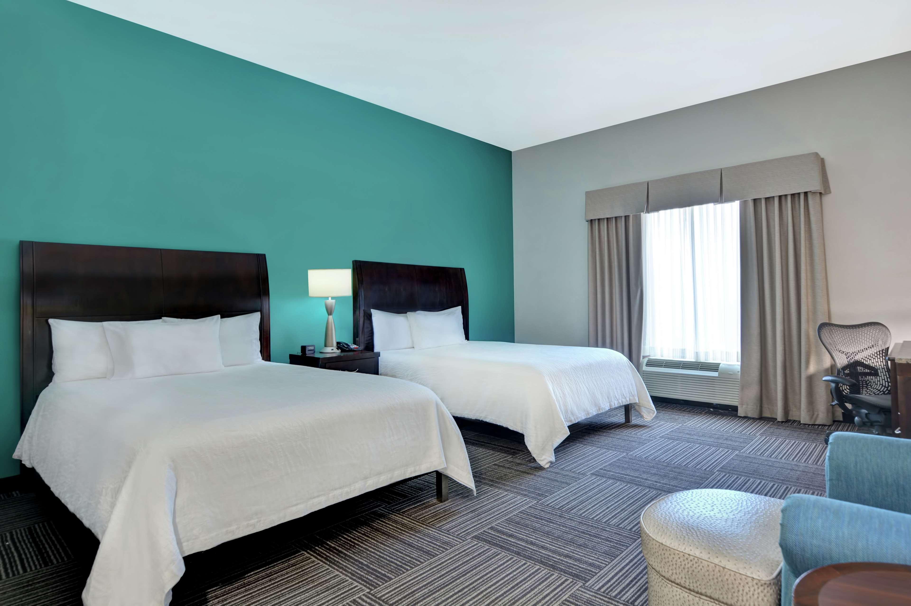 Hilton Garden Inn And Fayetteville Convention Center Ngoại thất bức ảnh