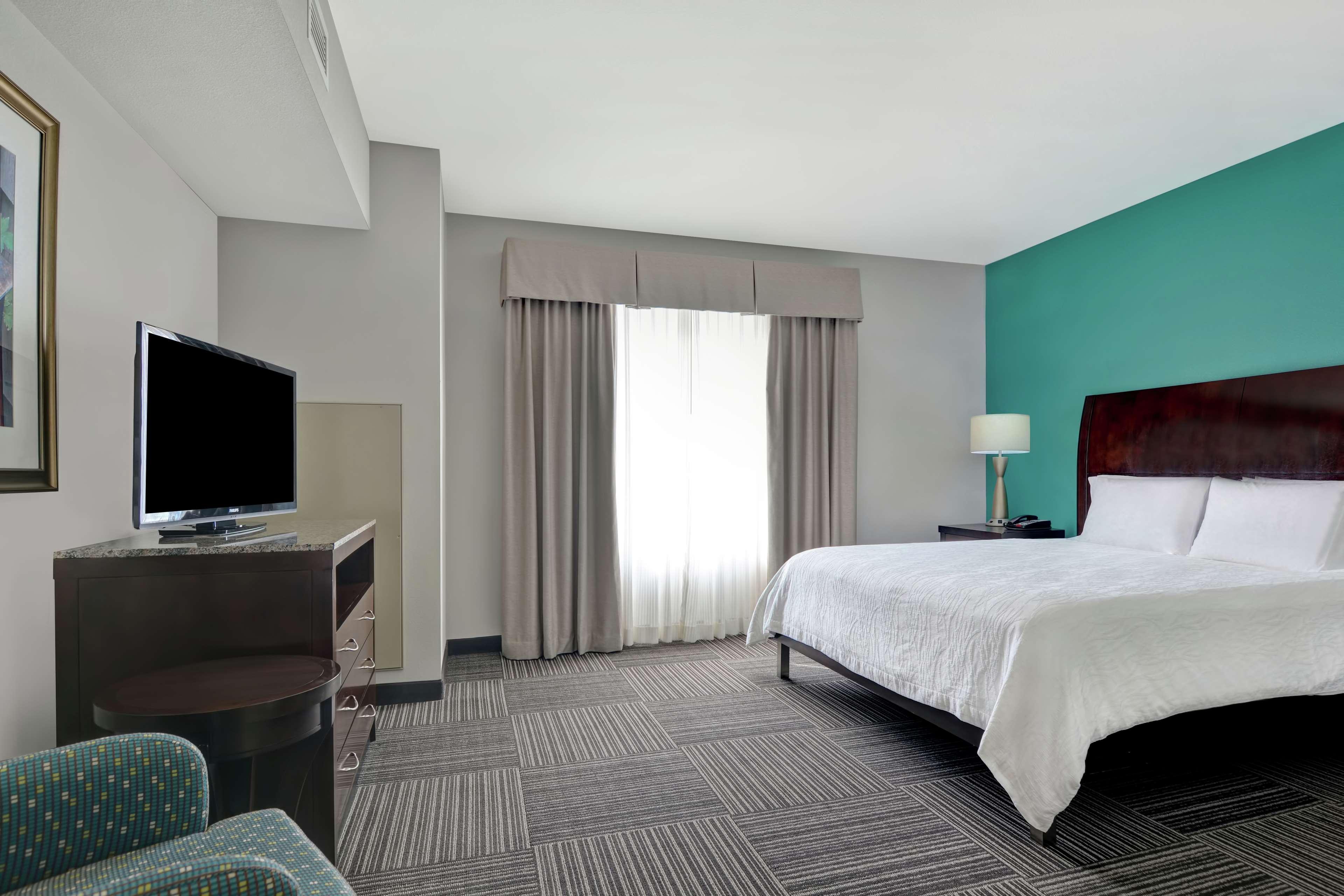Hilton Garden Inn And Fayetteville Convention Center Ngoại thất bức ảnh
