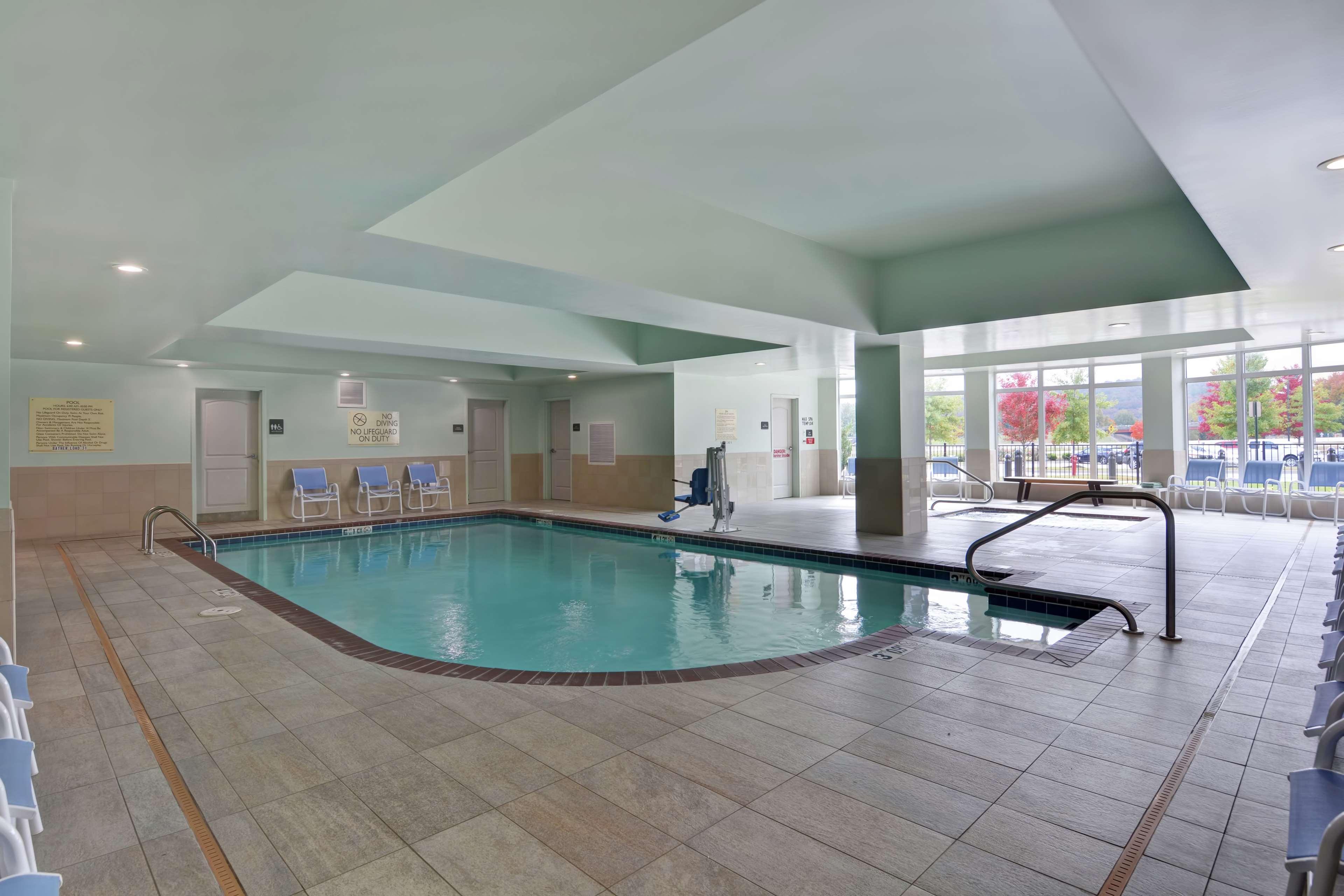 Hilton Garden Inn And Fayetteville Convention Center Ngoại thất bức ảnh