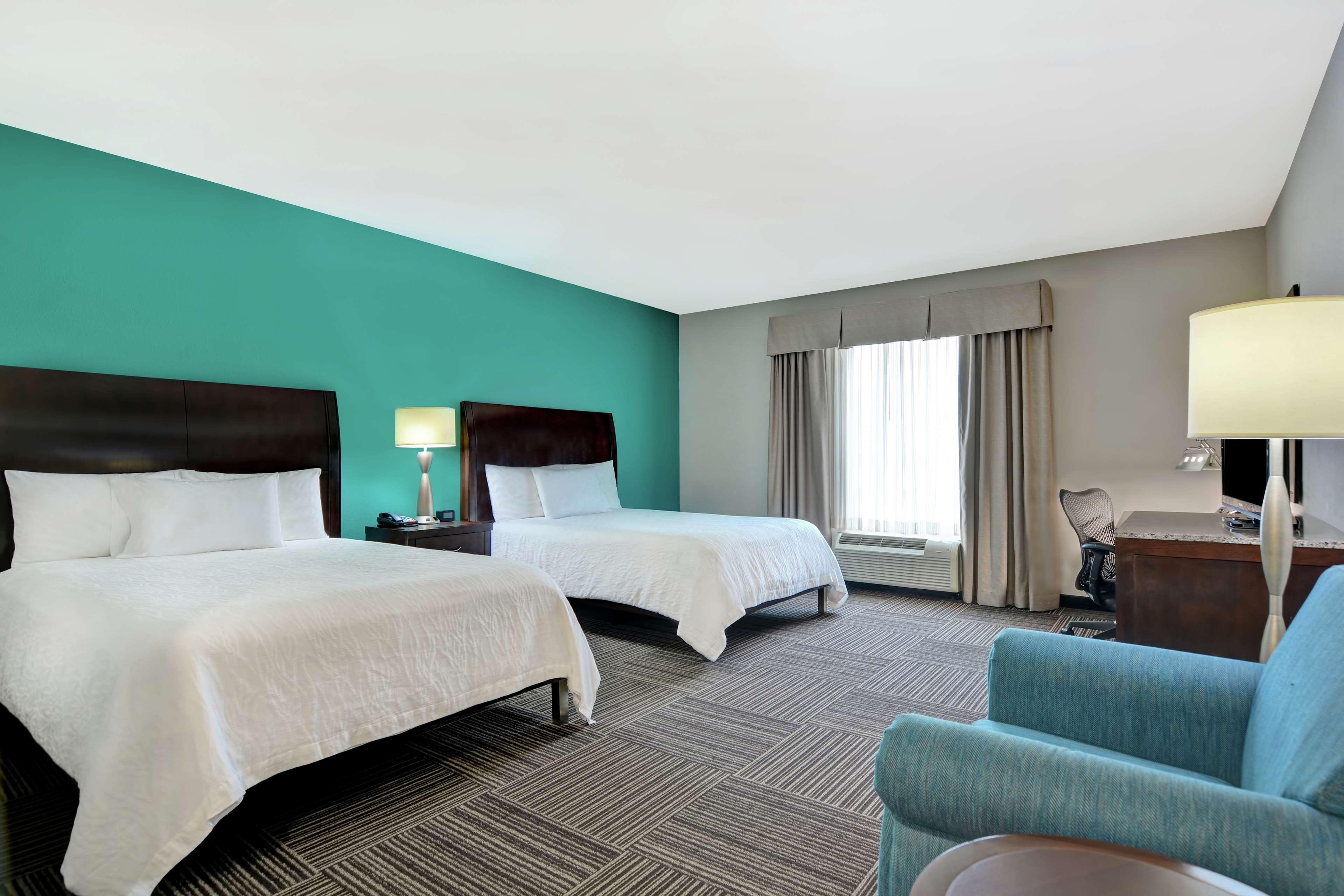 Hilton Garden Inn And Fayetteville Convention Center Ngoại thất bức ảnh
