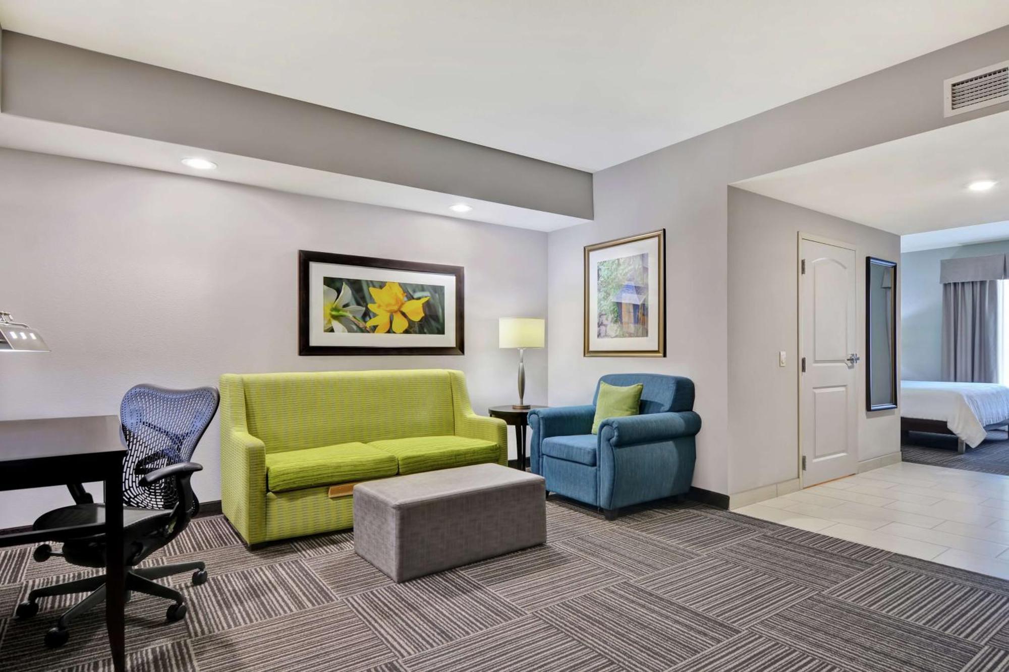 Hilton Garden Inn And Fayetteville Convention Center Ngoại thất bức ảnh
