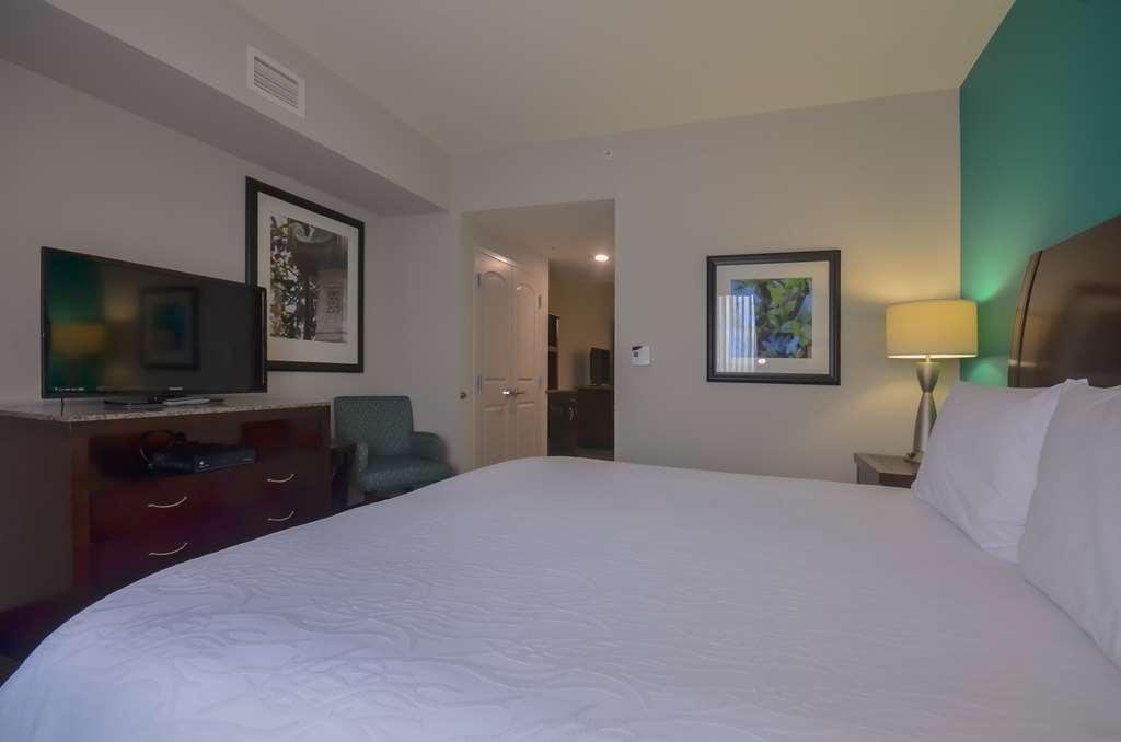 Hilton Garden Inn And Fayetteville Convention Center Phòng bức ảnh